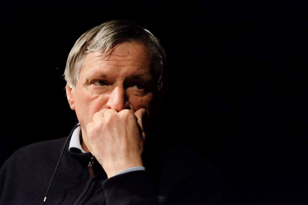  16604884001716950959035816839043 