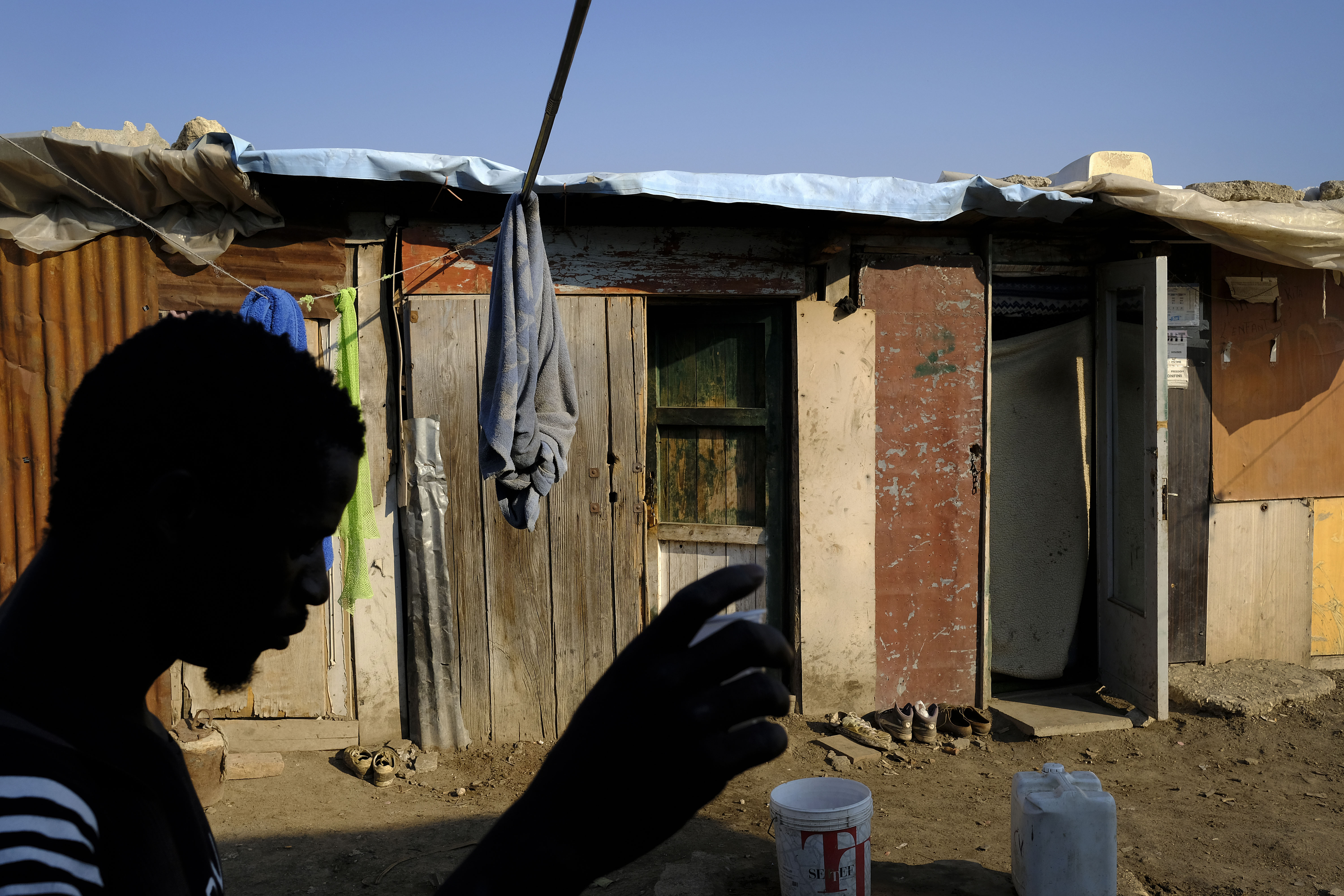  Manifestation of field workers. 