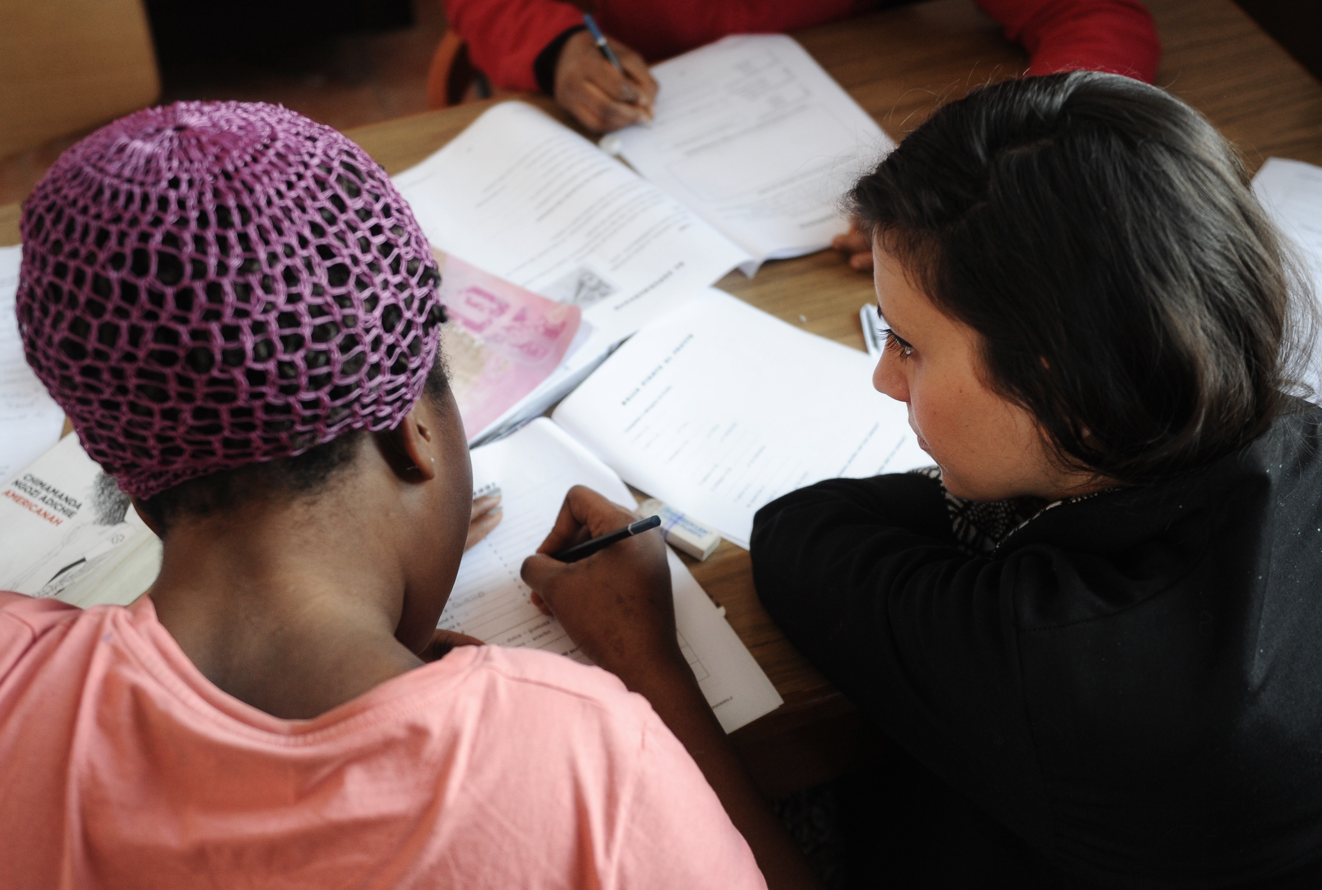 Fuori casa per fare casa dentro una comunità
